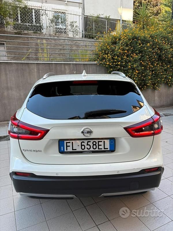 Usata Nissan Qashqai N-Connecta 2018 Bianco SUV