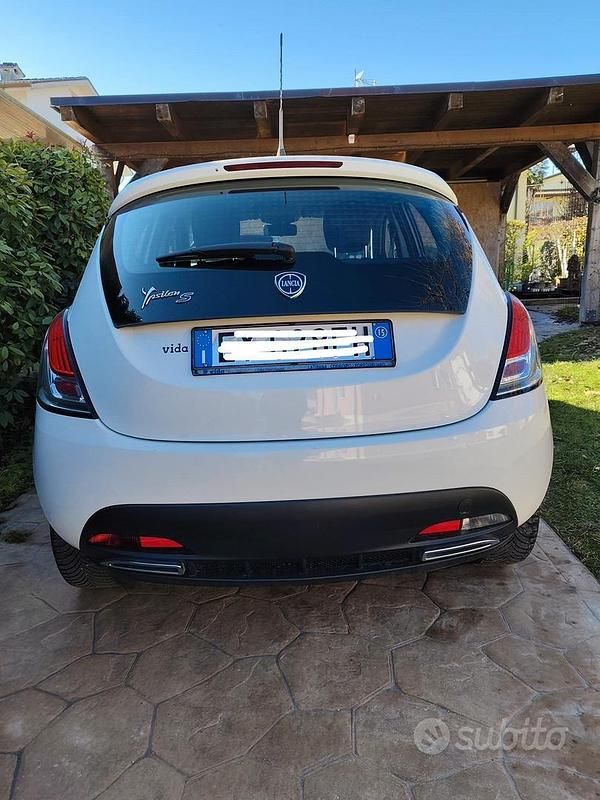 Usata Lancia Ypsilon 2015 Bianco Utilitaria