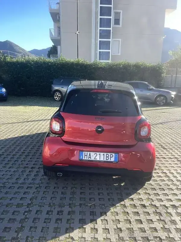 Usata Smart ForFour Passion 90 CV (66 kW) 2018 Utilitaria