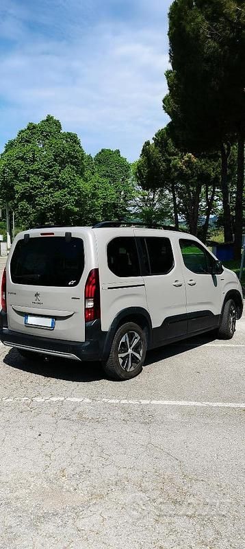 Usata Peugeot Rifter GT-line 131 CV (96 kW) 2020 Monovolume