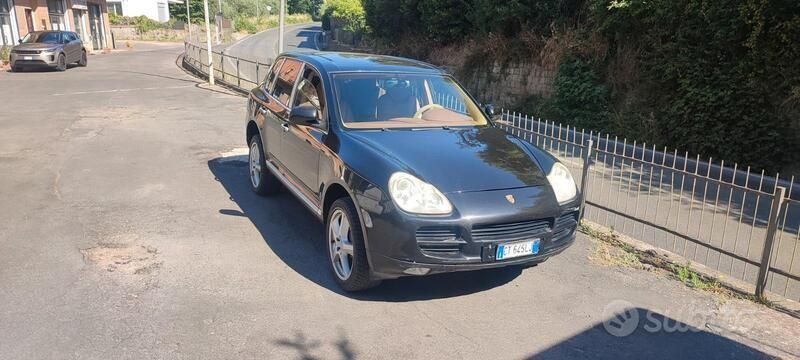 Usata 2004 Porsche Cayenne SUV | 6000 € (Super prezzo) - Immagine 1/4