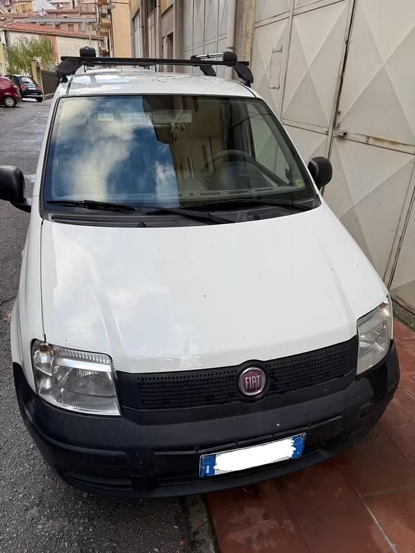 Usata Fiat Panda Active 75 CV (55 kW) 2011 Bianco Utilitaria