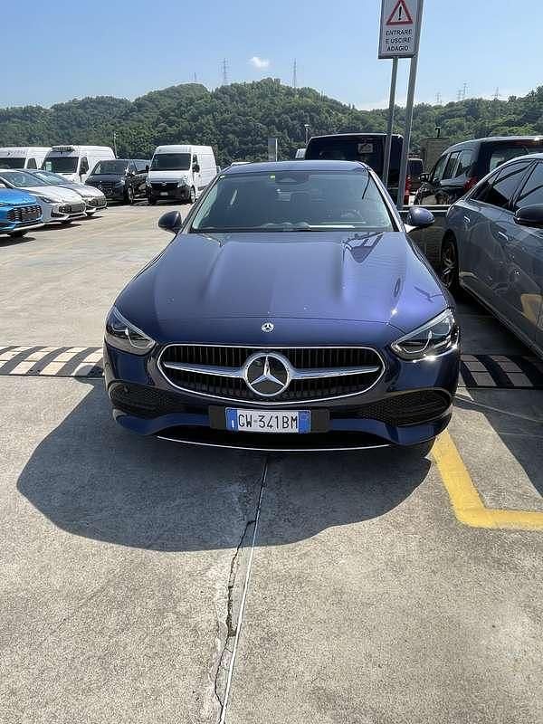 Usata Mercedes C220 Premium Plus 200 CV (147 kW) 2024 Blu/azzurro Berlina