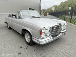 Usata Mercedes 280 SE 200 CV (147 kW) 1970 Argento Cabrio