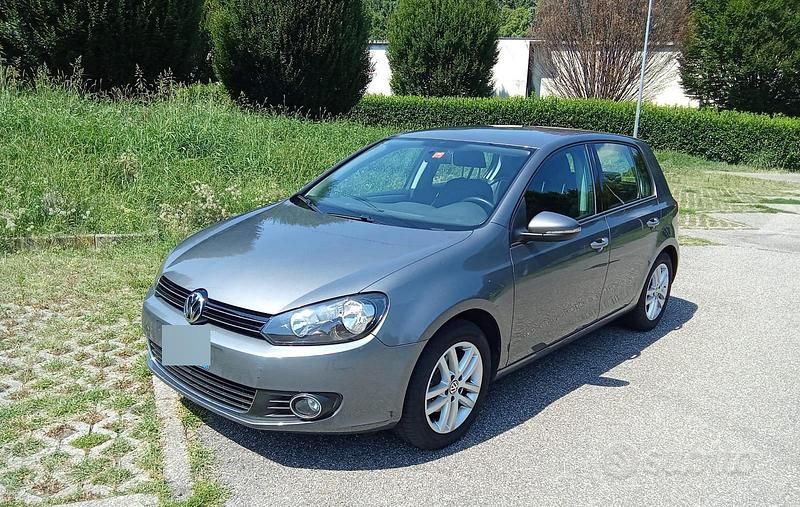 Usata VW Golf VI 105 CV (77 kW) 2011 Utilitaria