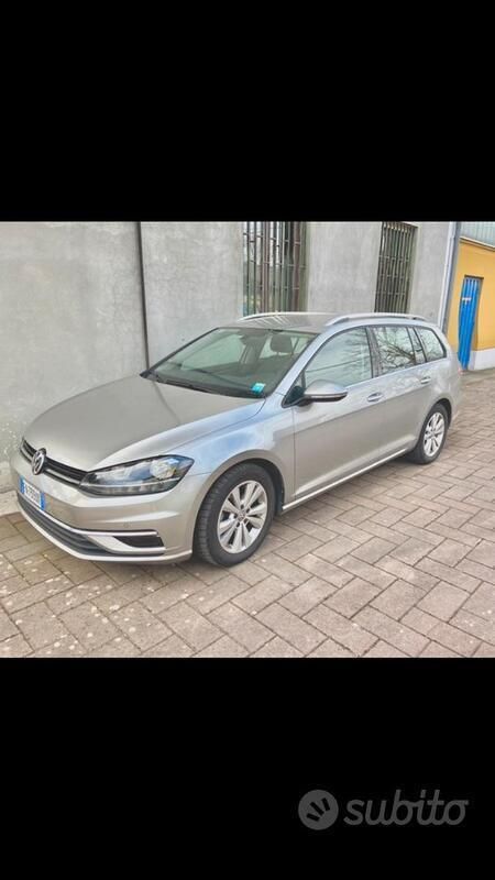 Grigio Usata 2018 VW Golf VII Station wagon | 9000 € (Ottimo prezzo) - Immagine 1/3