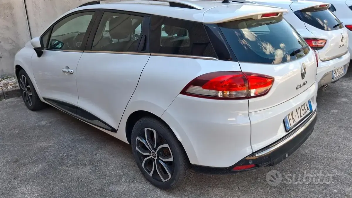 Usata Renault Clio Zen 75 CV (55 kW) 2017 Bianco Station wagon