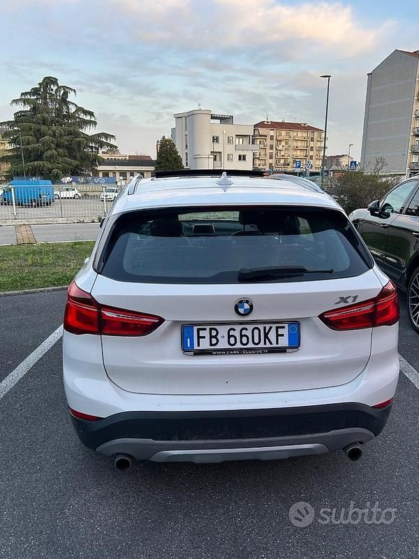 Usata BMW X1 190 CV (139 kW) 2015 Bianco SUV