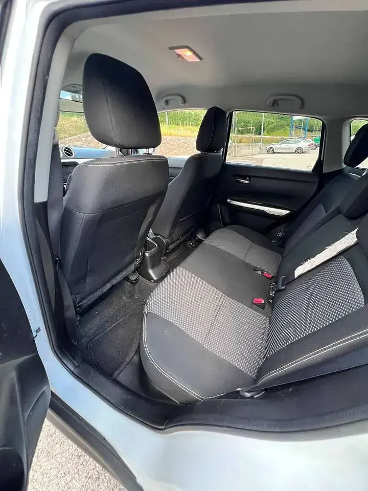 Usata Suzuki Vitara Cool 120 CV (88 kW) 2016 Bianco SUV