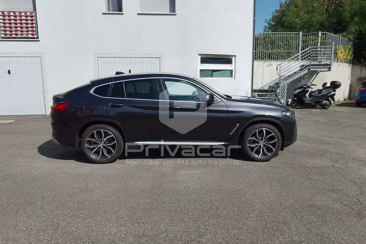 Usata BMW X4 Comfort Edition 190 CV (139 kW) 2021 Grigio SUV