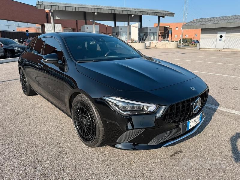 Usata Mercedes CLA200 2021 Nero Station wagon