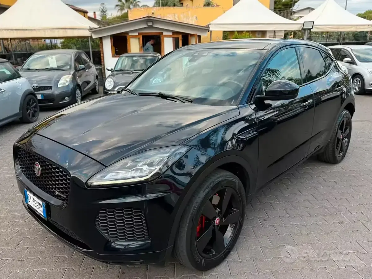 Usata Jaguar E-Pace R-Dynamic 241 CV (177 kW) 2019 Nero SUV