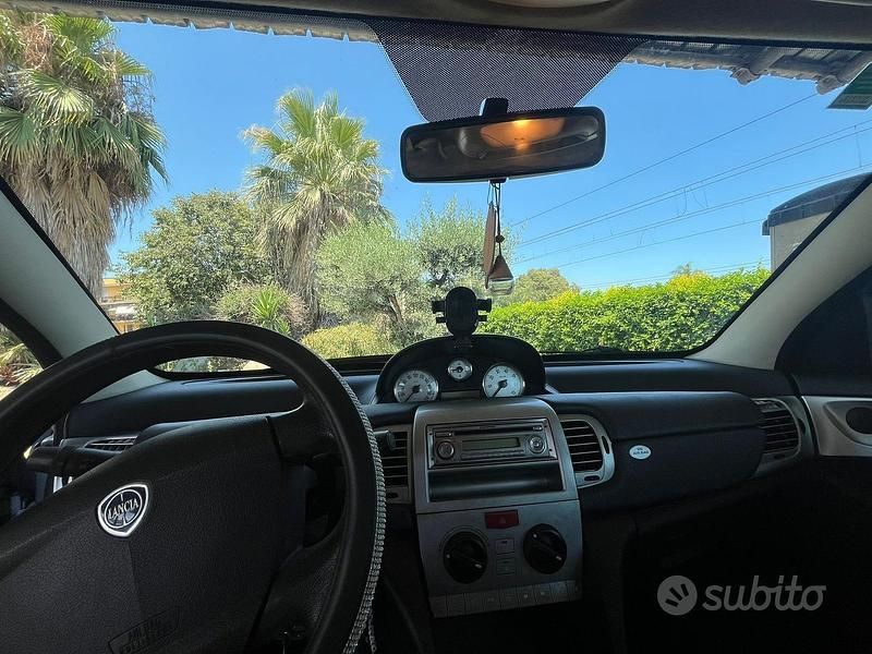 Usata Lancia Ypsilon 2009 Blu Utilitaria