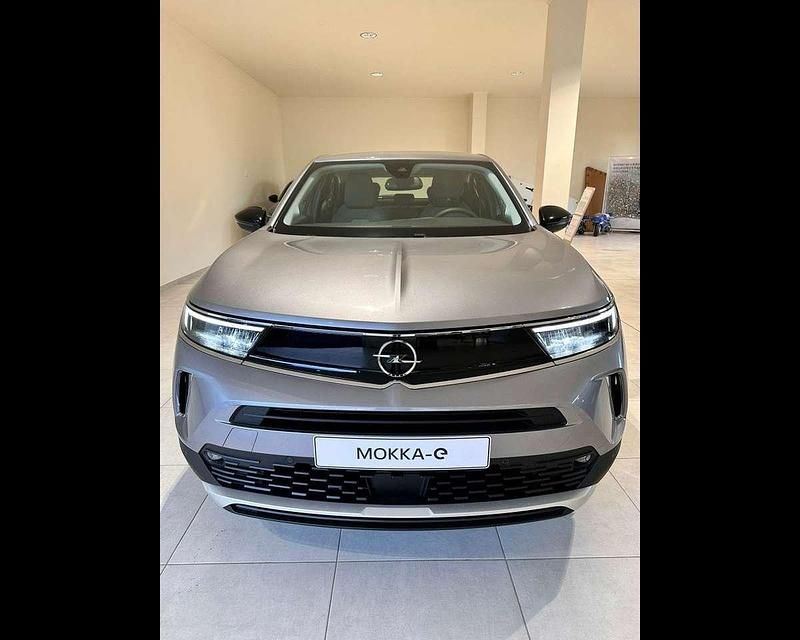 Usata Opel Mokka-e Elegance 100 kW (136 CV) 2023 Grigio SUV