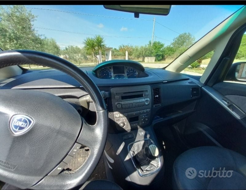 Usata Lancia Musa 95 CV (69 kW) 2010 Nero Monovolume