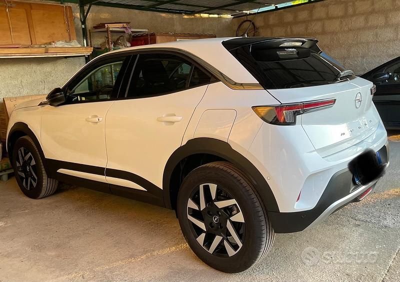 Usata Opel Mokka 130 CV (95 kW) 2022 Bianco SUV