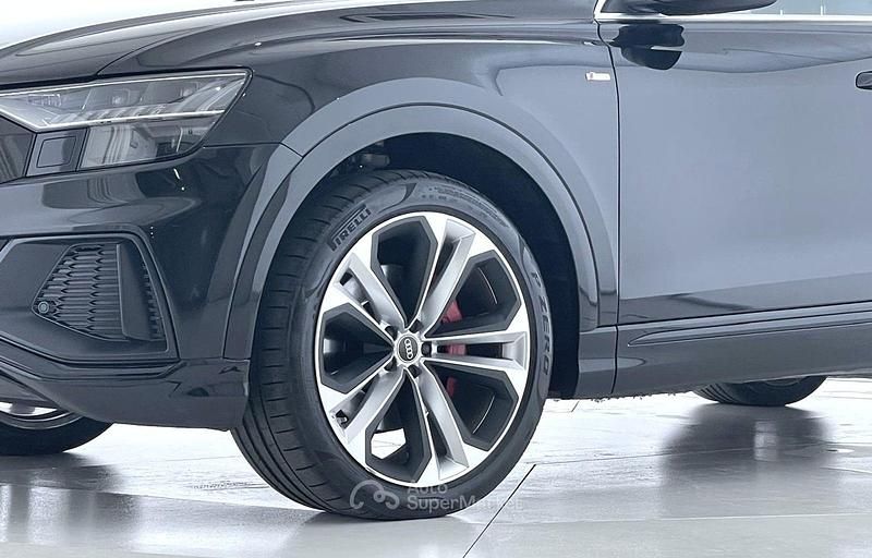 Usata Audi Q8 Sport 286 CV (210 kW) 2023 Nero SUV