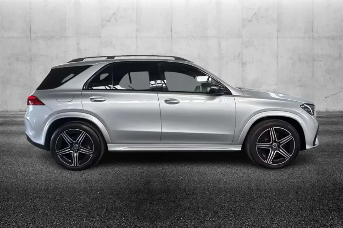 Usata Mercedes GLE450 AMG AMG Line Premium Plus 367 CV (269 kW) 2023 Argento SUV