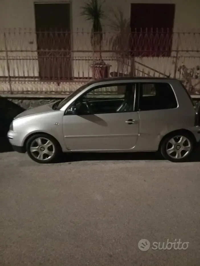 Usata Seat Arosa FR 101 CV (74 kW) 2003 Grigio Utilitaria