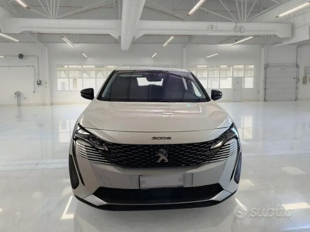 Usata Peugeot 3008 Allure 131 CV (96 kW) 2021 Blu SUV