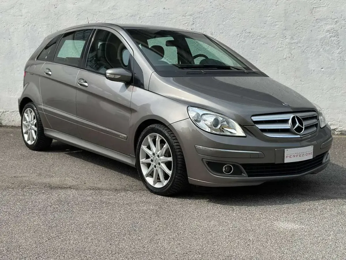 Usata Mercedes B170 116 CV (85 kW) 2007 Grigio Monovolume