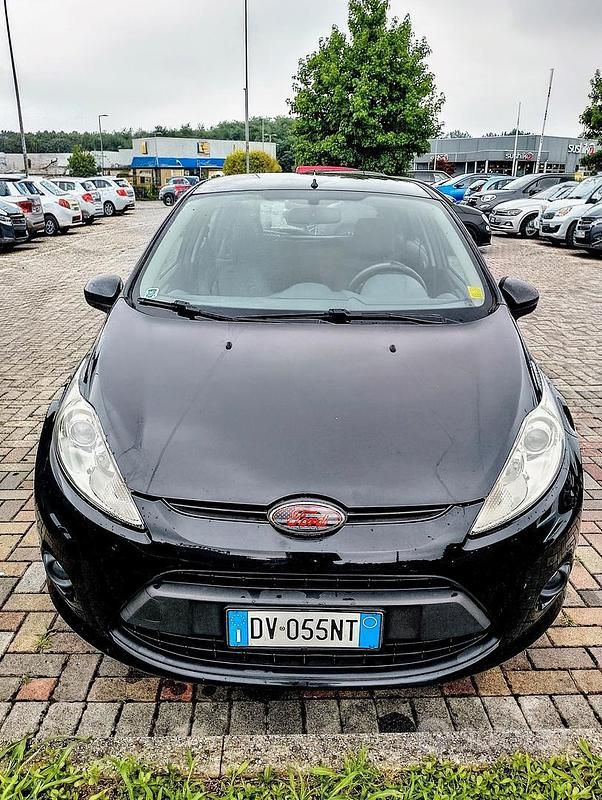 Usata Ford Fiesta 68 CV (50 kW) 2008 Utilitaria