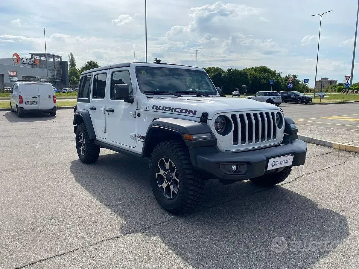 Usata Jeep Wrangler Unlimited Rubicon 2019 Bianco SUV