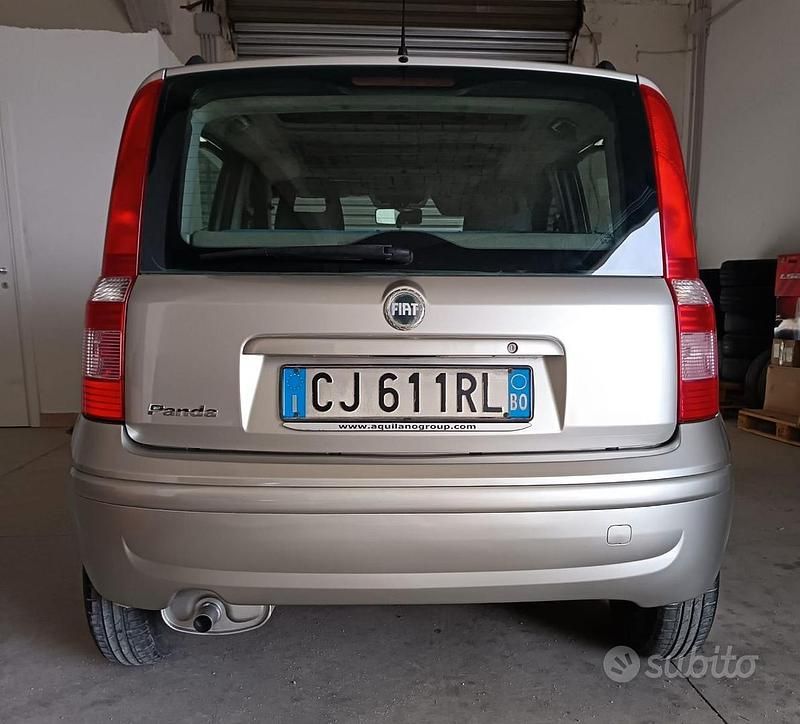 Usata Fiat Panda Dynamic 60 CV (44 kW) 2003 Grigio Utilitaria