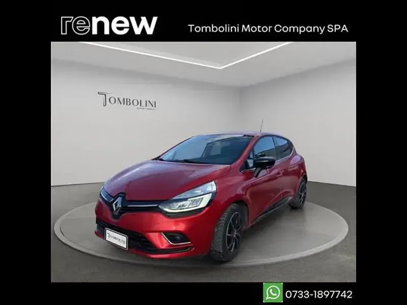 Usata Renault Clio Zen 90 CV (66 kW) 2019 Rosso