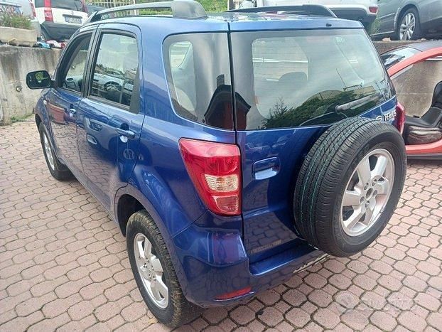 Usata Daihatsu Terios 85 CV (62 kW) 2006 SUV