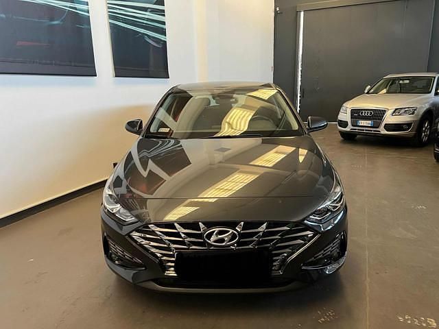 Usata Hyundai i30 120 CV (88 kW) 2022 Grigio