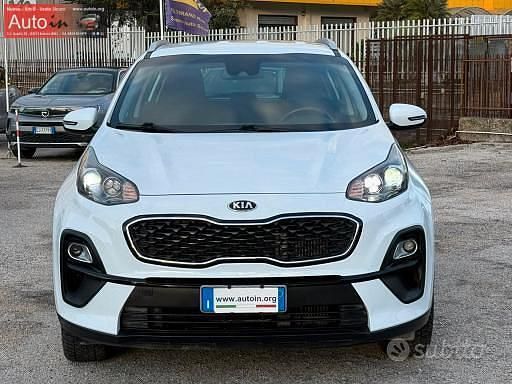 Usata Kia Sportage Plus 136 CV (100 kW) 2021 Bianco SUV