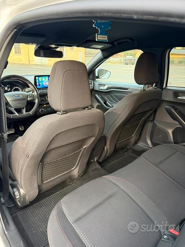 Usata Ford Focus Business Edition 120 CV (88 kW) 2018 Bianco Berlina