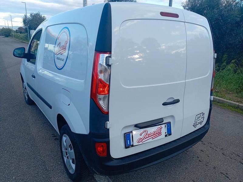 Usata Renault Kangoo 89 CV (65 kW) 2020 Bianco Monovolume