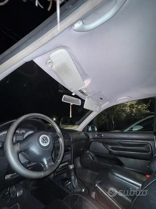 Usata VW Golf IV 130 CV (95 kW) 2003 Grigio