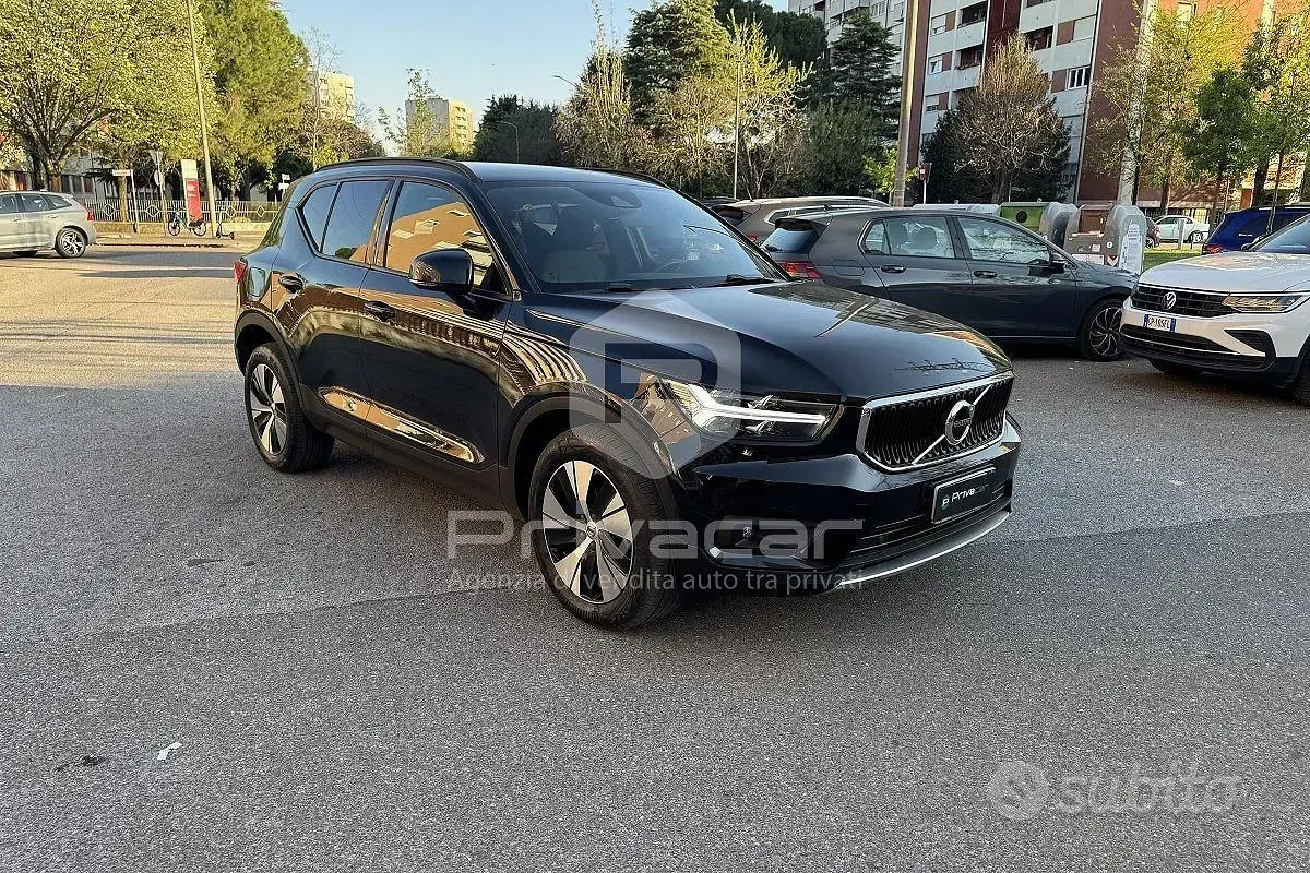Usata Volvo XC40 R-Design 150 CV (110 kW) 2020 Nero SUV