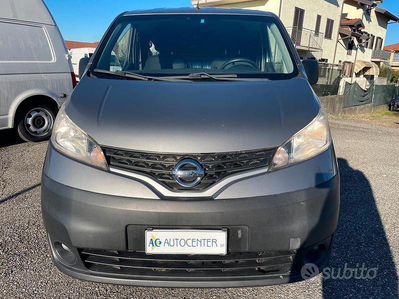 Usata Nissan NV200 90 CV (66 kW) 2013 Grigio Monovolume