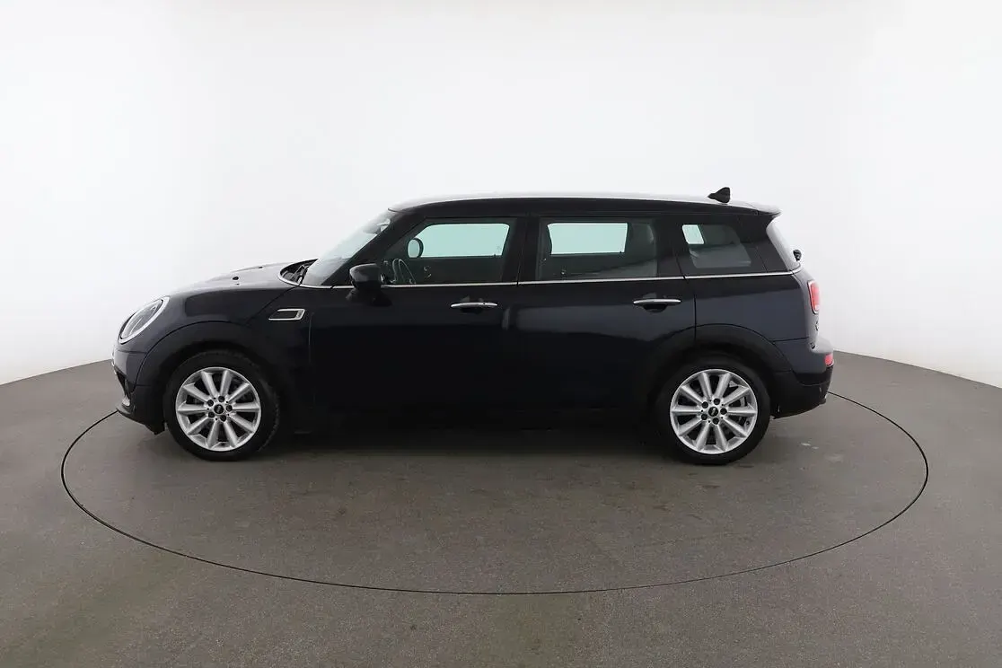 Usata Mini One D Clubman Essential 116 CV (85 kW) 2021 Blu Station wagon