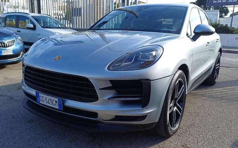 Usata Porsche Macan 245 CV (180 kW) 2020 Argento SUV