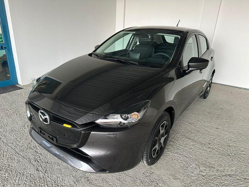 Usato 2024 Mazda 2 1.5 El_Hybrid 90 CV (17.800 €)