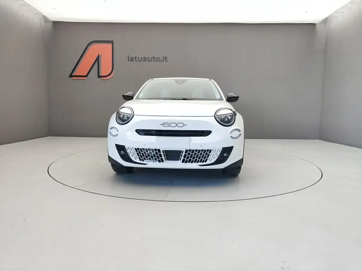 Usata Fiat 600 La Prima 110 CV (80 kW) 2025 Bianco SUV