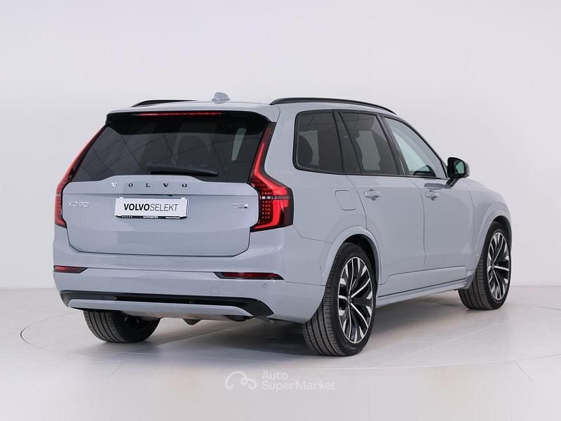 Usata Volvo XC90 Ultra 310 CV (228 kW) 2025 Grigio SUV