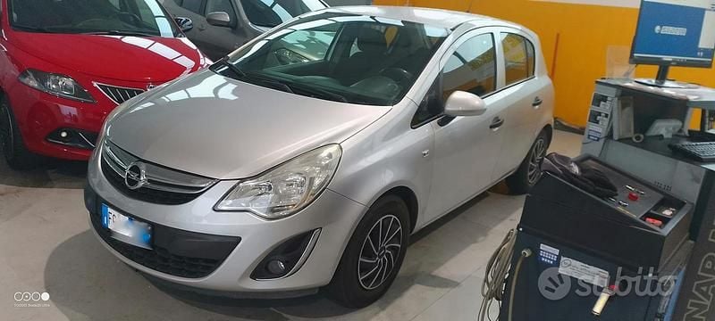 Usata Opel Corsa 2015 Utilitaria