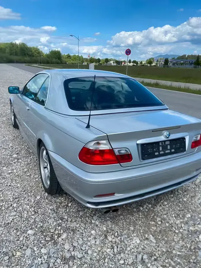 Usata BMW 320 Cabriolet 150 CV (110 kW) 2003 Grigio Cabrio
