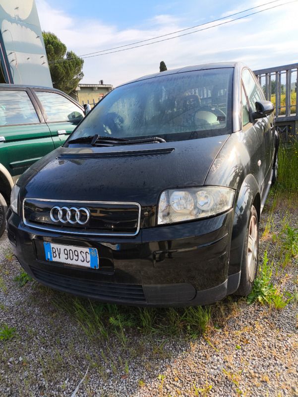 Usata Audi A2 75 CV (55 kW) 2001 Nero Utilitaria