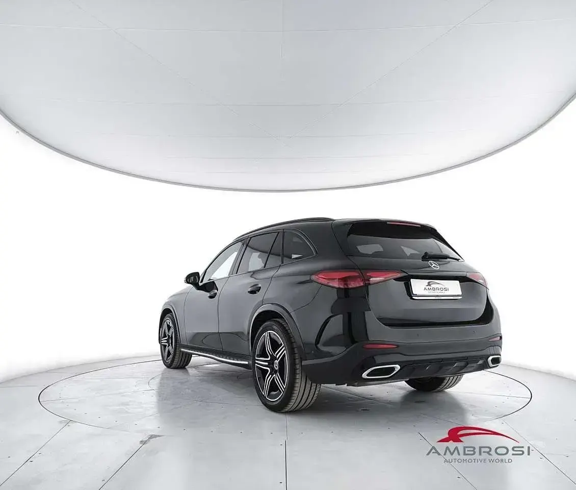 Usata Mercedes GLC220 AMG line 197 CV (144 kW) 2023 Nero SUV