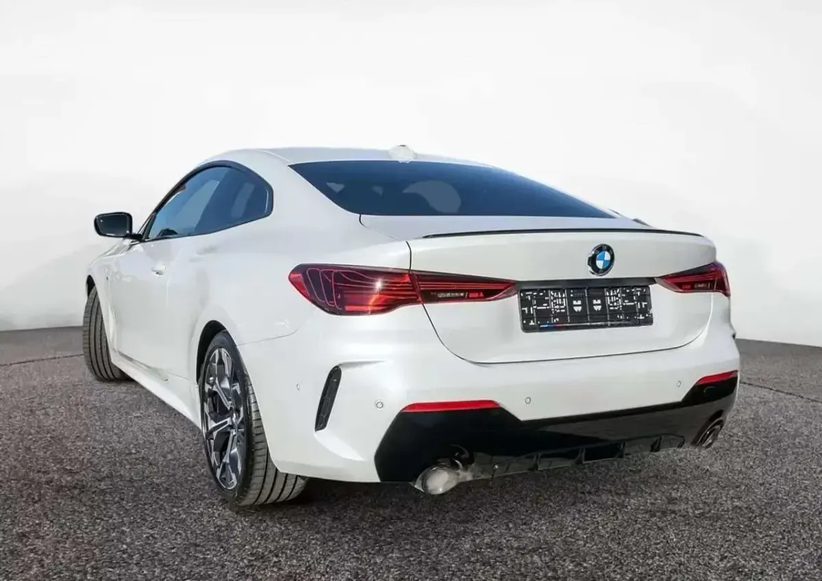 Usata BMW 430 M Sport 245 CV (180 kW) 2025 Mineralweiss Coupé