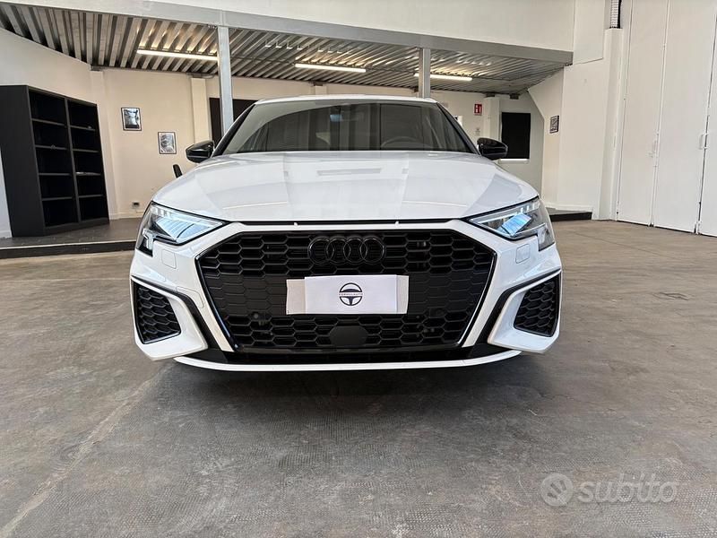 Usata Audi A3 Ambiente 150 CV (110 kW) 2023 Bianco Berlina