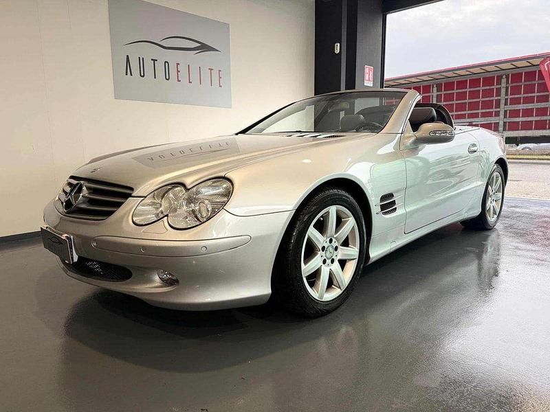 Usata Mercedes SL500 306 CV (225 kW) 2002 Argento Cabrio