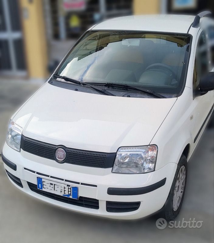 Usata Fiat Panda 4x4 Climbing 69 CV (50 kW) 2011 Bianco Utilitaria